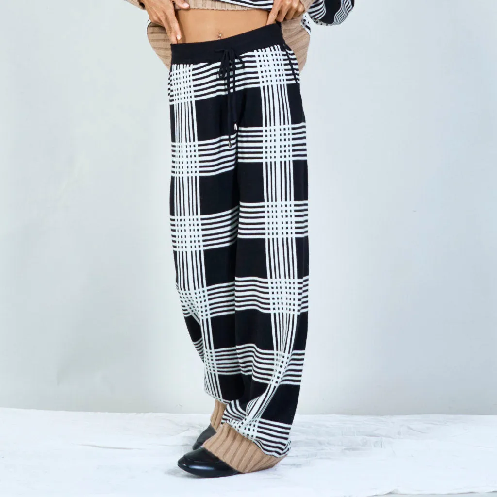 Classic plaid knit sweater and trousers set wholesale