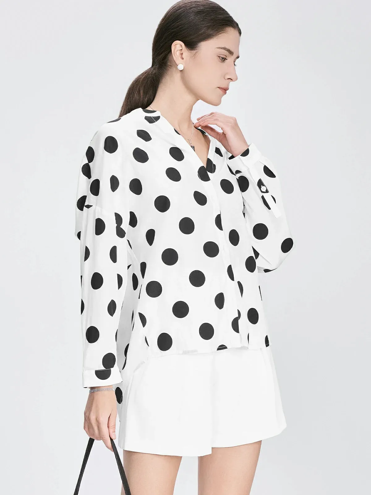 Simple V-Neck Polka Dot Long-Sleeved Shirt